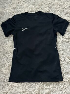 Nike black shirt